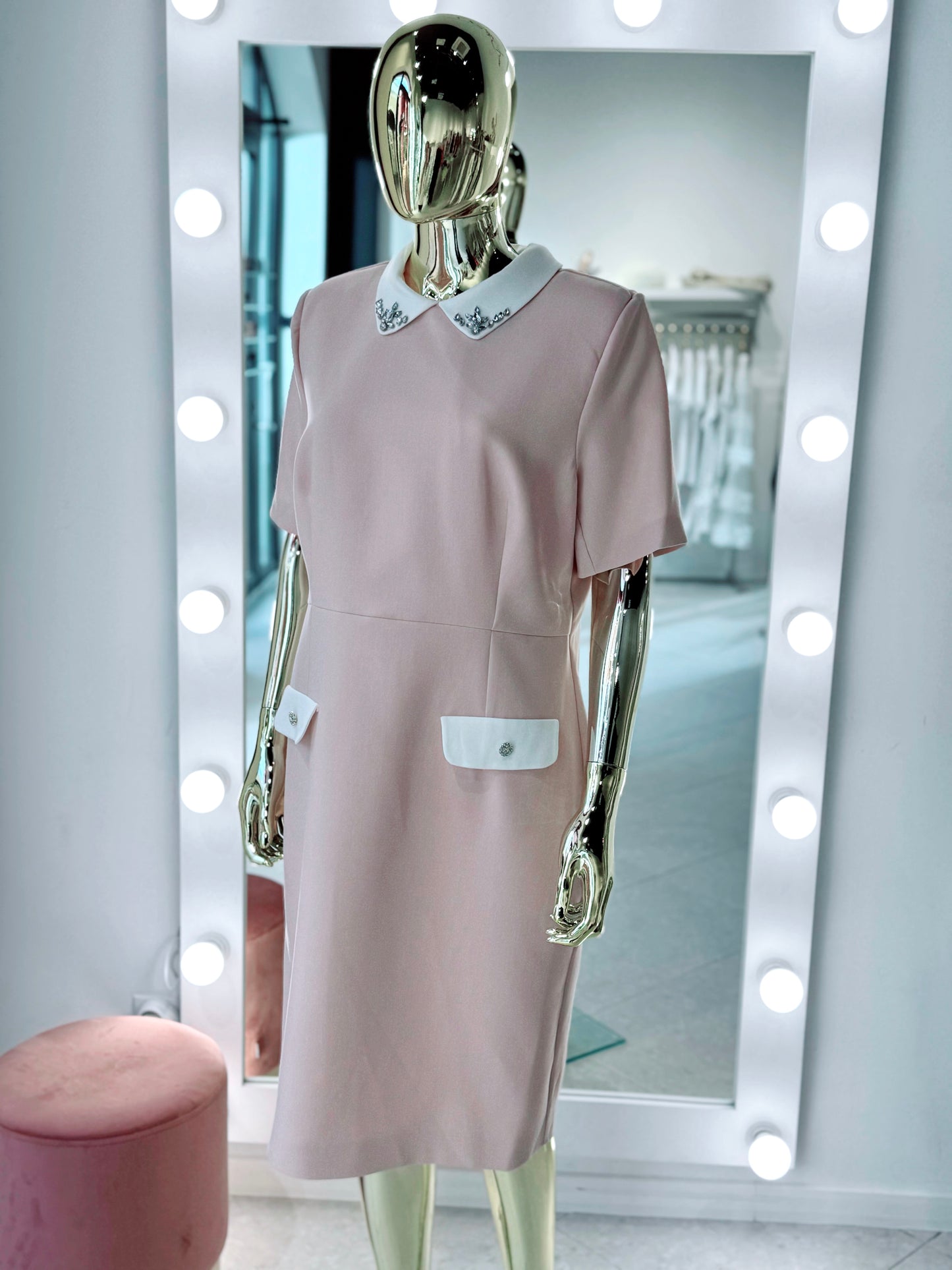 Rozā klasiska kleita (lielie izmēri)