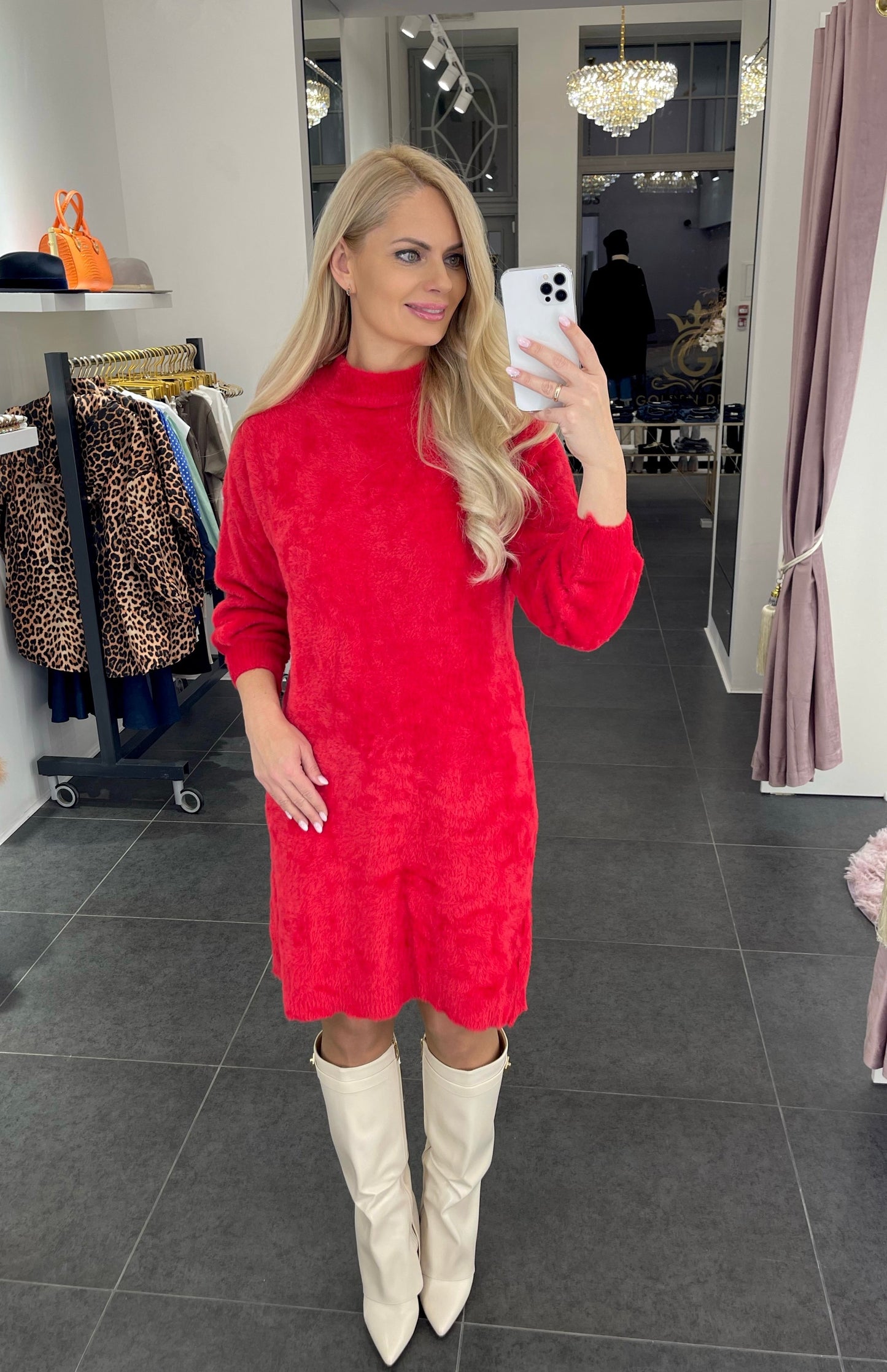 Sarkana alpakas kleita