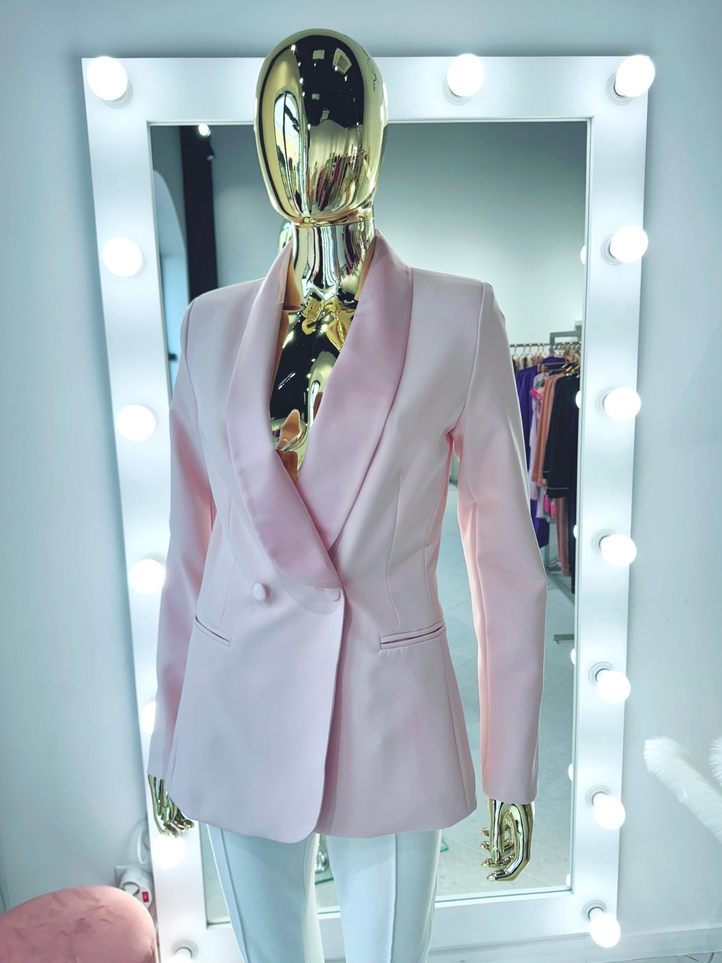 Rozā klasiska žakete